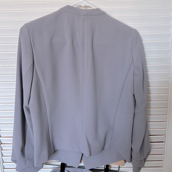 Bar III Suit - Picture 5 of 9